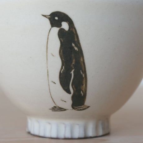 TAKUNOBU 粉引小茶碗　コウテイペンギン