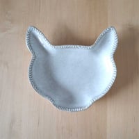 櫻井靖泰　猫鉢（白）