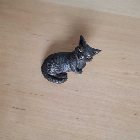 櫻井靖泰　箸置きにもなる子猫　黒B