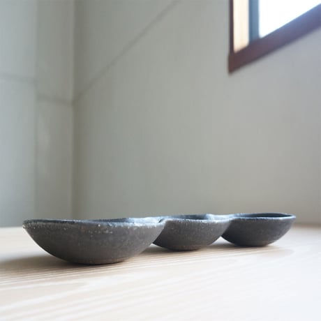 櫻井靖泰　枝豆皿/小（黒）