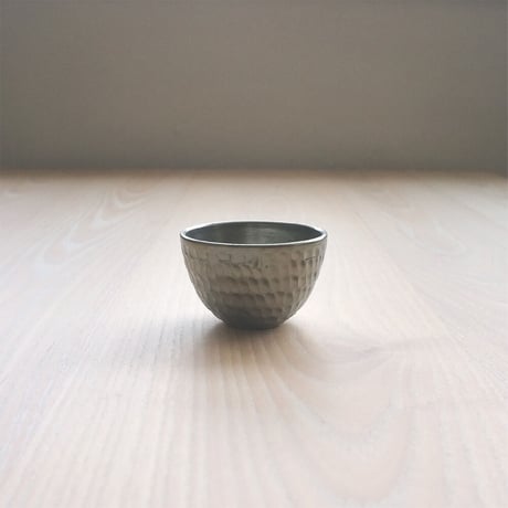 木村 年克　銀化鉄釉　お猪口（小）