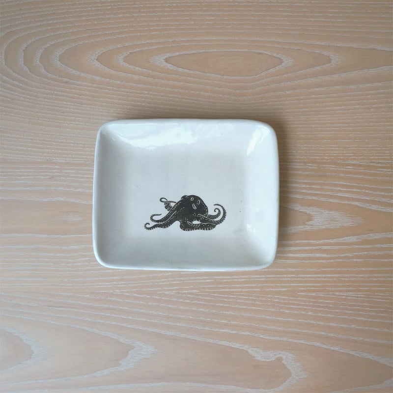 TAKUNOBU 粉引四角皿 タコ | knot Online