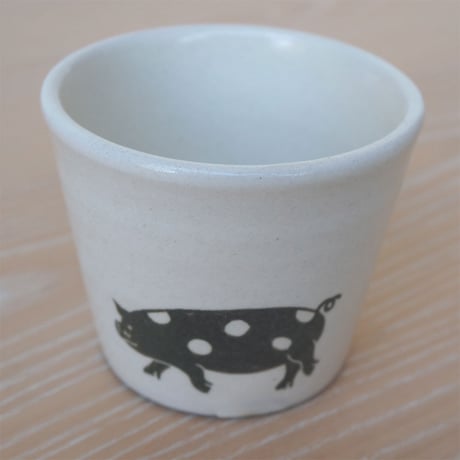 TAKUNOBU 粉引蕎麦猪口　ブタ