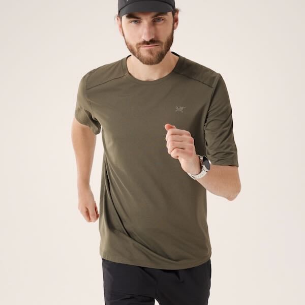 アークテリクス　コーマッククルーショートスリーブ　メンズ　M ソウルソニック アークテリクス コーマッククルーショートスリーブ メンズ M