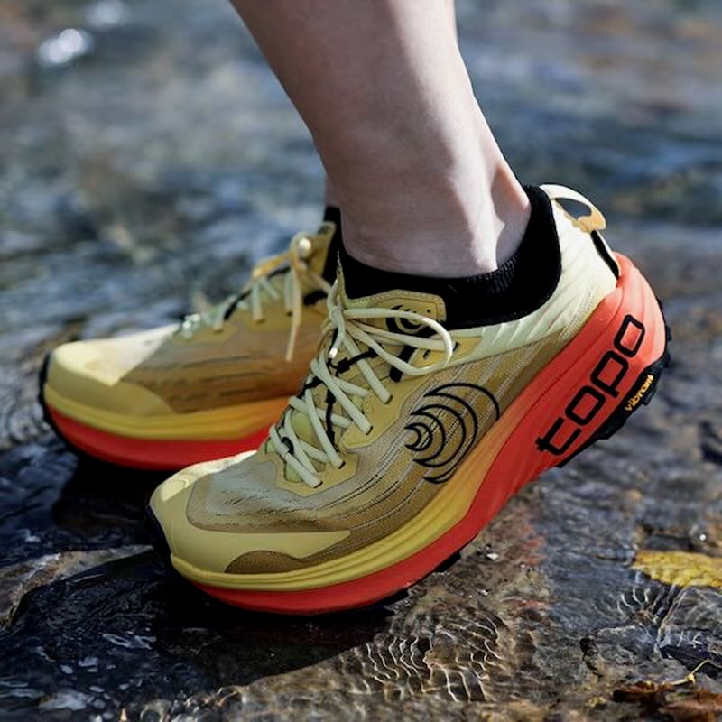 Topo Athletic】VISTA (Yellow/Orange) | ATC Store