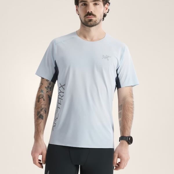 ARC'TERYX】ノーバン ダウンワード ロゴ ショートスリーブ メンズ