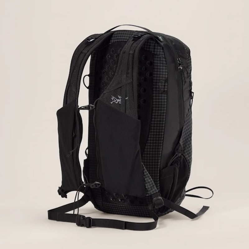 エアリオス 18 バックパック ARC'TERYX Aerios 新品未使用 エアリオス 18 バックパック ARC'TERYX Aerios 新品未使用