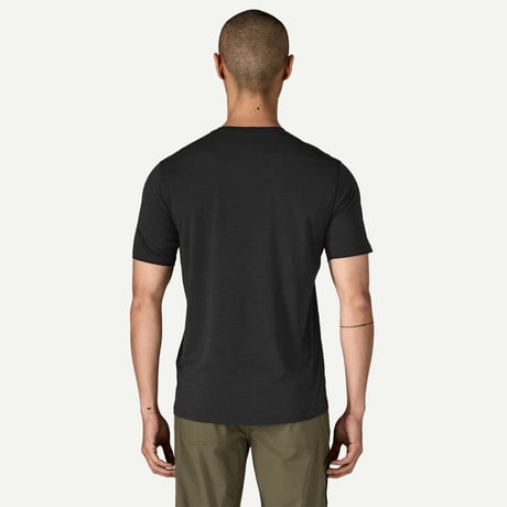 【patagonia】メンズ キャプリーン クール ウルトラ シャツ / M's Cap Cool Ultra Shirt (BLFX)