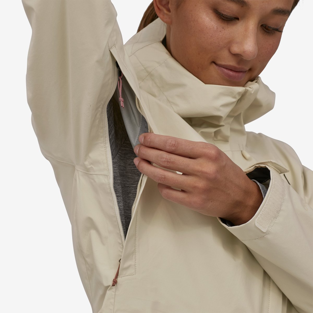 patagonia】ウィメンズ トレントシェル3L レイン ジャケット patagonia】ウィメンズ トレントシェル3L レイン ジャケット