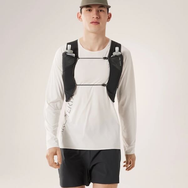 ARC'TERYX】ノーバン 14 ベスト / Norvan 14 Vest (Black)