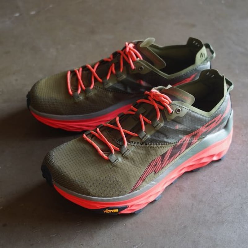 ALTRA】モンブラン M / Mont Blanc M (Dusty Olive) | A...