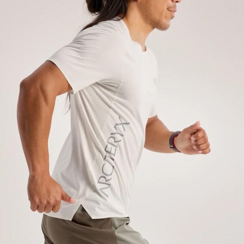 ARC'TERYX】ノーバン ダウンワード ロゴ ショートスリーブ