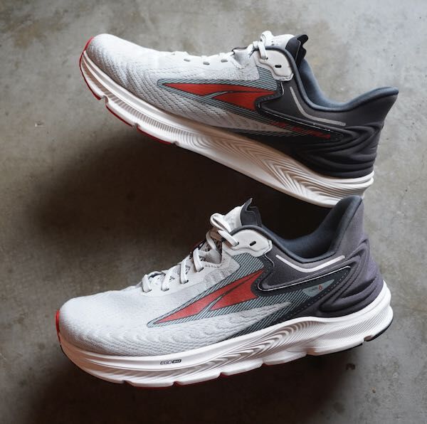 ALTRA】トーリン 6 WIDE M / Torin 6 WIDE M (Gray/Red...