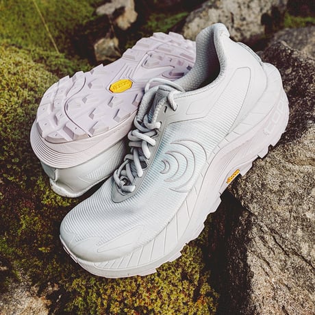 【Topo Athletic】MTN RACER 4 (Grey/Purple)