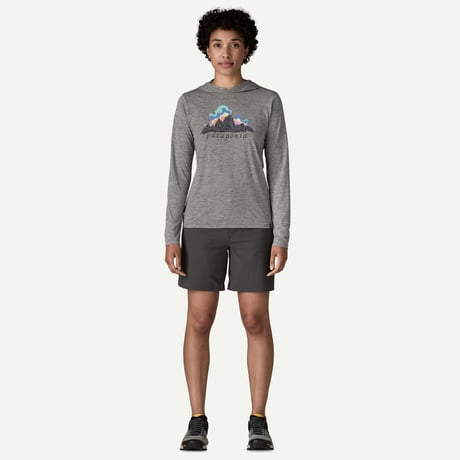 【patagonia】ウィメンズ キャプリーン クール デイリー フーディ フィッツロイ・ニンバス / W's Cap Cool Daily Hoody -Fitz Roy Nimbus (AQBX)