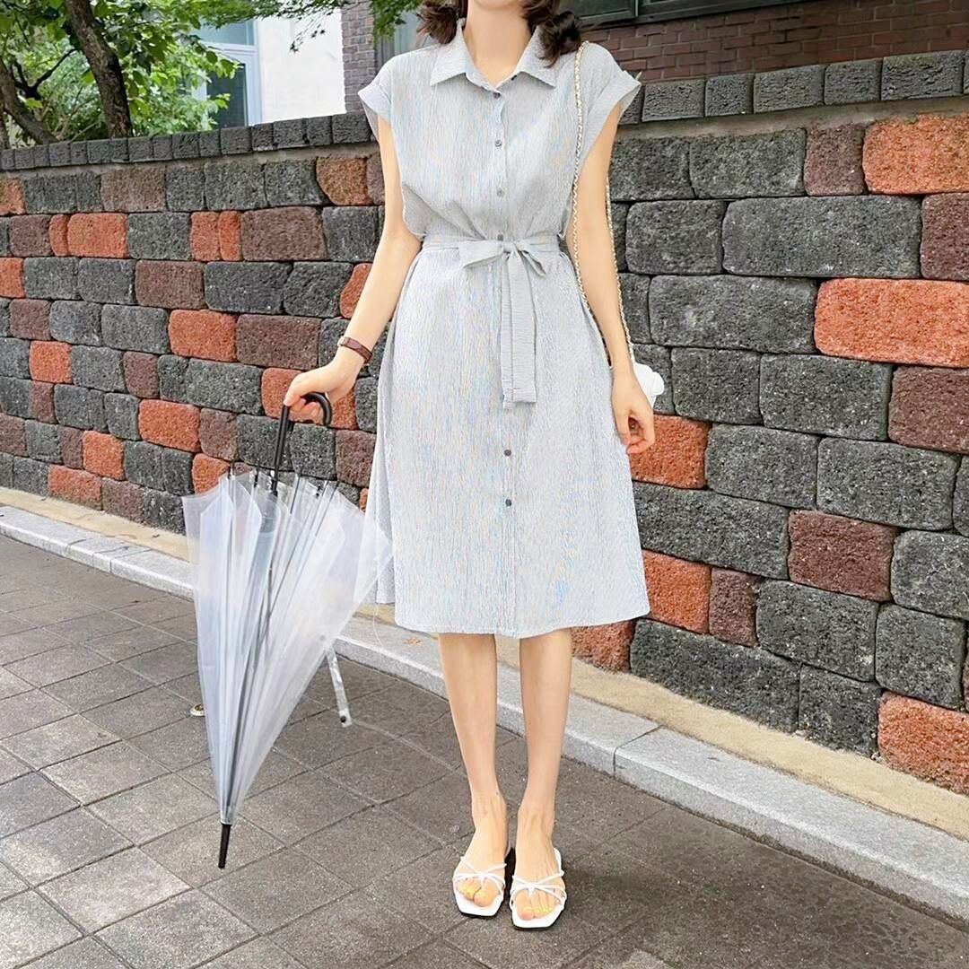 【新品タグ付】ビアッジョブルー　袖ボリュームコルセットワンピース　ブルー　S fit=scale-down,w=1200