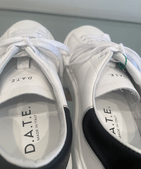 D.A.T.E /   Sneakers / W391-SF-BA-WB / SFERA