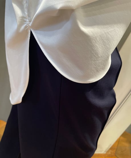 TORRAZZO DONNA / 6233-576 / Pearl button french sleeve top