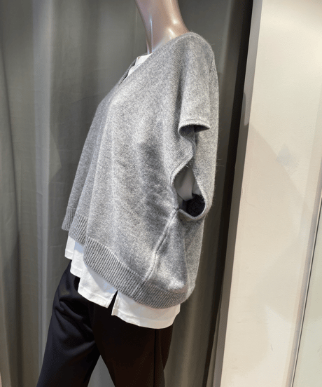 FLORENT / 2305F07008 / VNECK KNIT VEST