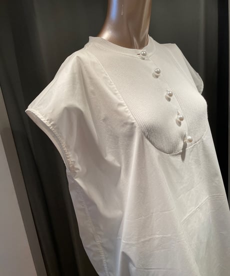 TORRAZZO DONNA / 6233-576 / Pearl button french sleeve top