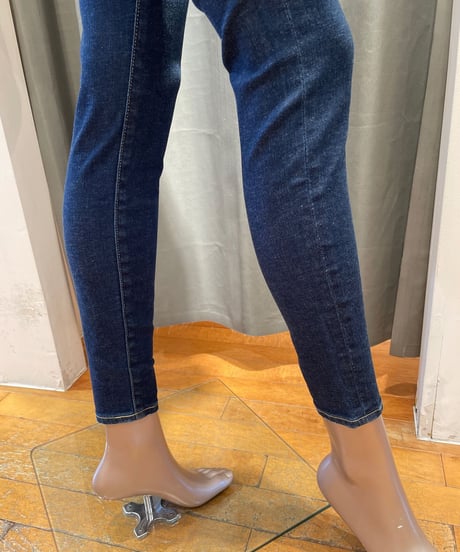 RED CARD TOKYO /3349801 / Vertical / super skinny