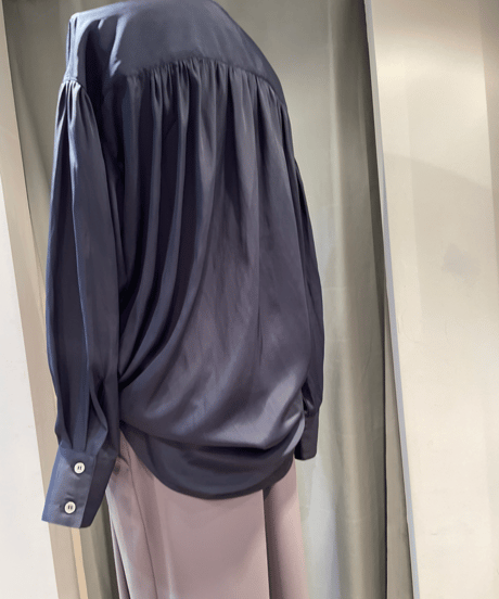 FLORENT /2024 SPRING /  2311F01003/ ノーカラーシャンブレーブラウス