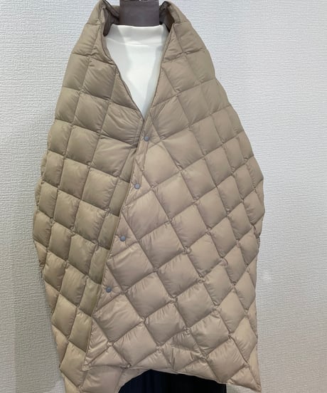 08sircus × TAION  / down stole / S25AW-AC01/ Beige color