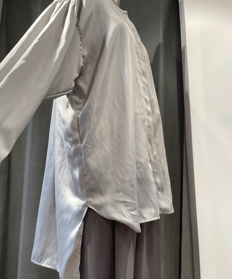 FLORENT /2024 SPRING /  2311F01003/ ノーカラーシャンブレーブラウス