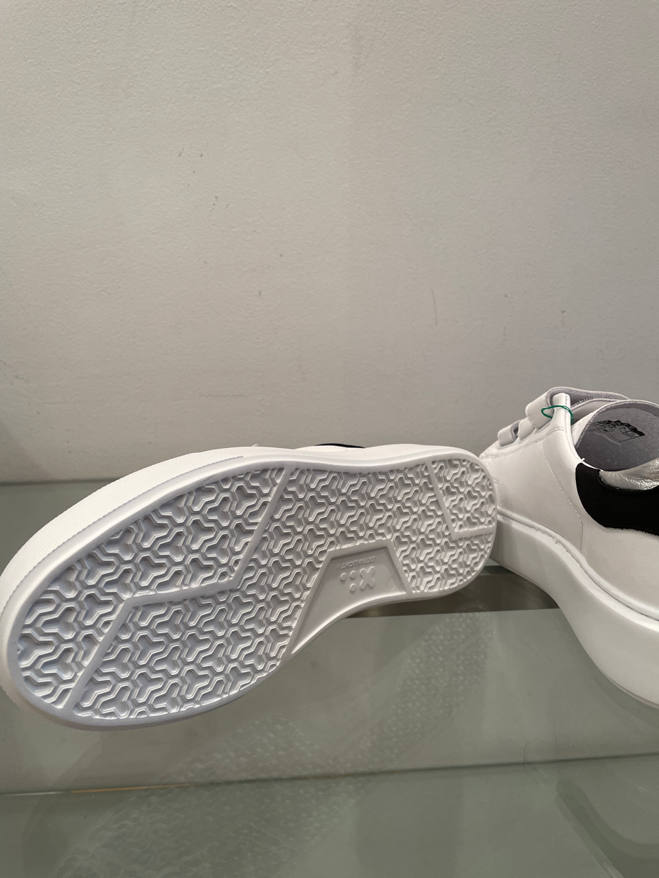 D . A . T . E . / SS-CA-WBJ 24 / ベルクロスニーカー(日本