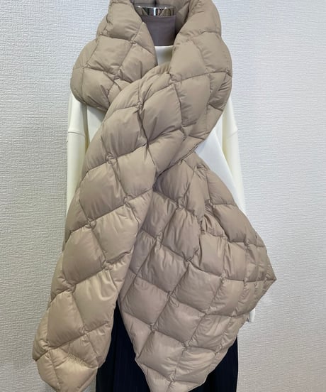 08sircus × TAION  / down stole / S25AW-AC01/ Beige color