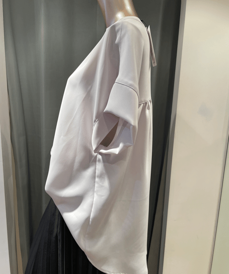 FLORENT / 2311F01007 / フレンチスリーブブラウス