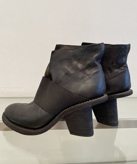 Guidi  / 6004E / Soft Horse Slit  Heel Model