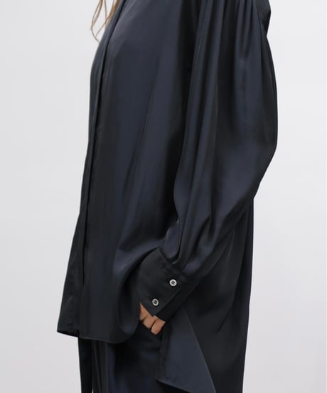 FLORENT /2024 SPRING /  2311F01003/ ノーカラーシャンブレーブラウス