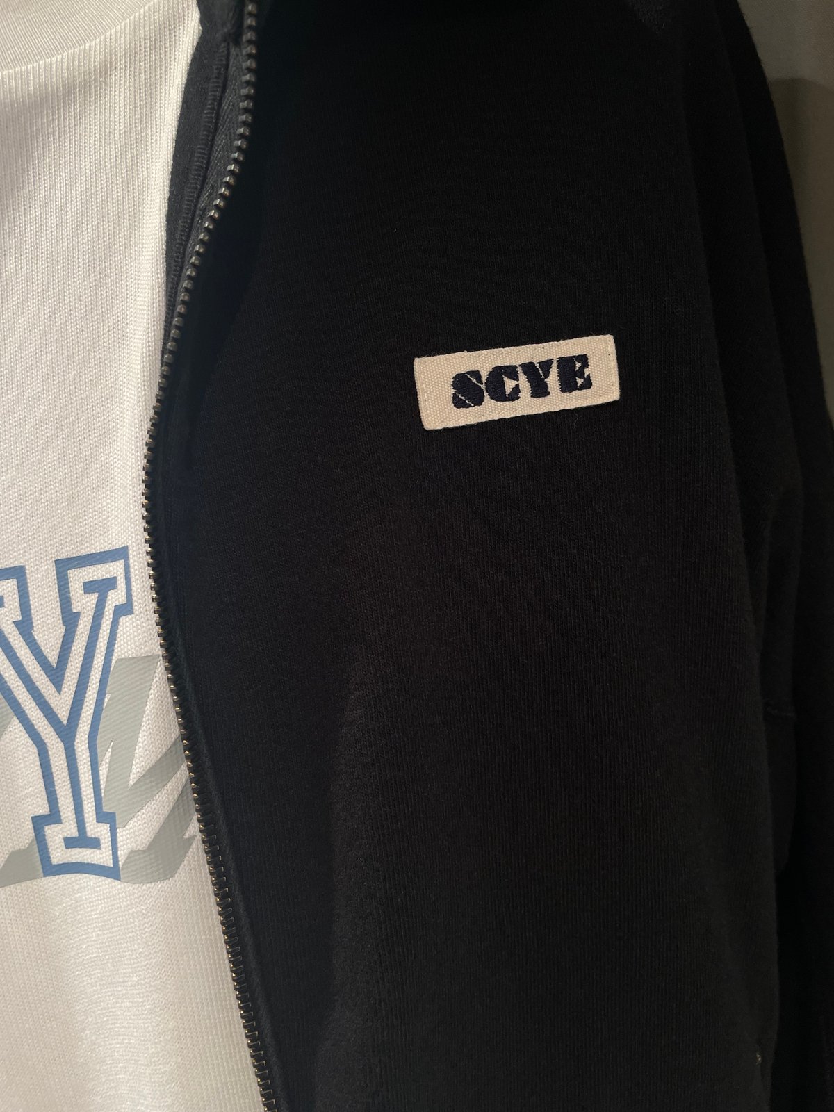 Scye / Tight Tension Cotton Jersey Zip Up Top /