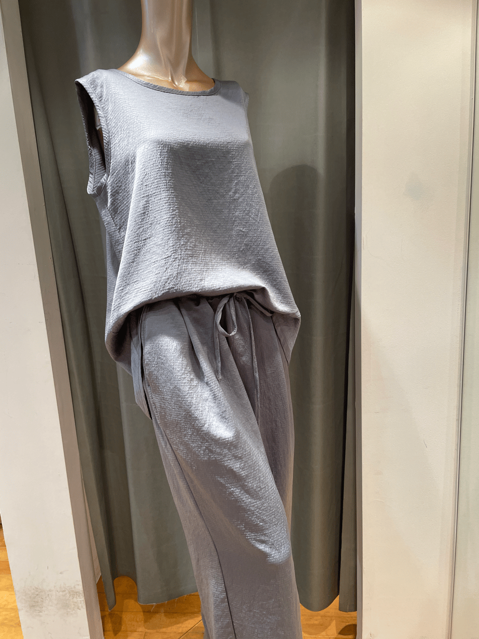 FLORENT / 2402F01003 / アンティークサテンブラウス fit=scale-down,w=1200