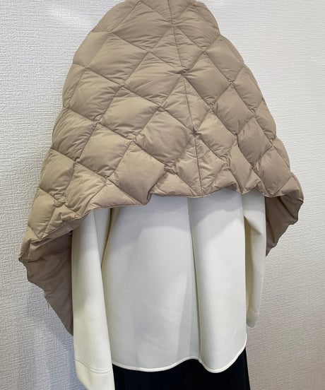 08sircus × TAION  / down stole / S25AW-AC01/ Beige color
