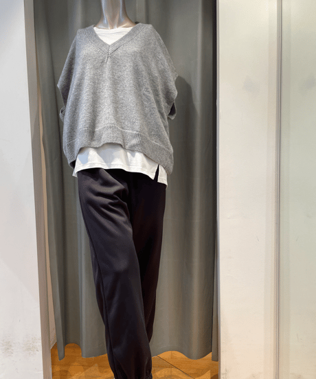 FLORENT / 2305F07008 / VNECK KNIT VEST