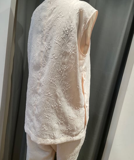 08sircus / S23SS-TS01 /  Jacquard sleeveless top /
