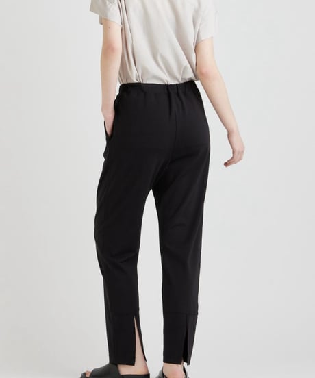 FLORENT/ 2402F06014/ ポンチバックスリットイージーパンツ