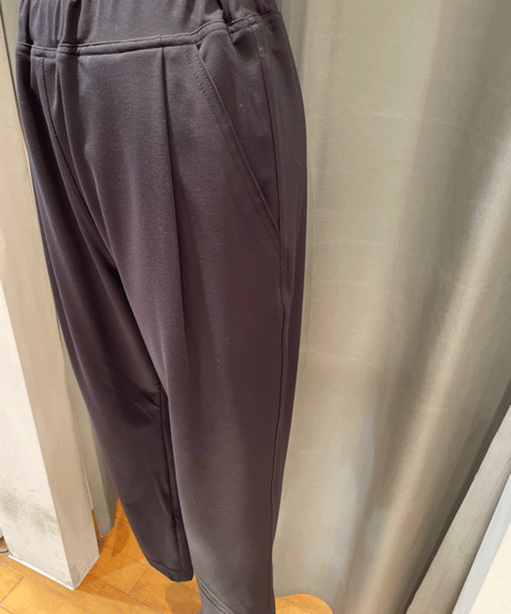 FLORENT/ 2402F06014/ ポンチバックスリットイージーパンツ