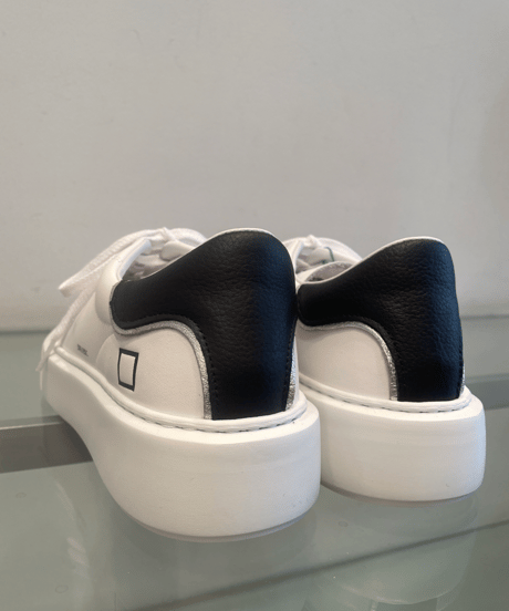 D.A.T.E /   Sneakers / W391-SF-BA-WB / SFERA