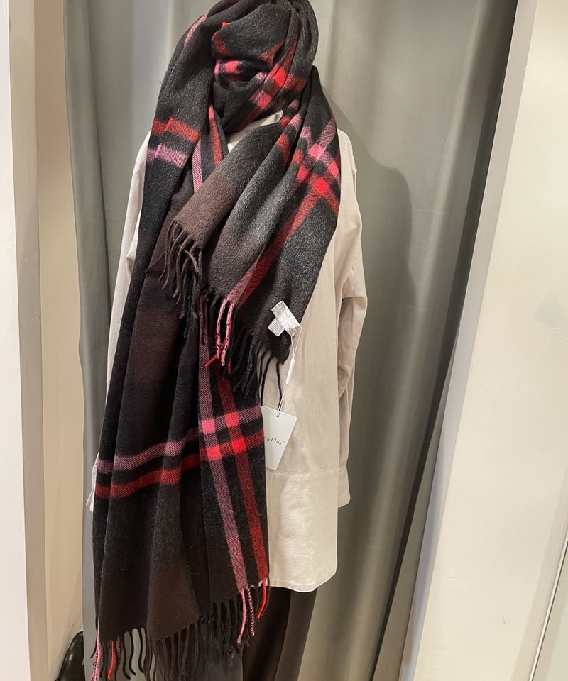 Joshua Ellis — buy luxury cashmere scarves from Europe