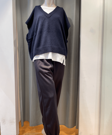 FLORENT / 2305F07008 / VNECK KNIT VEST