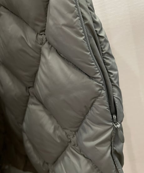 08sircus × TAION  / down stole / S25AW-AC01/ moss gray color