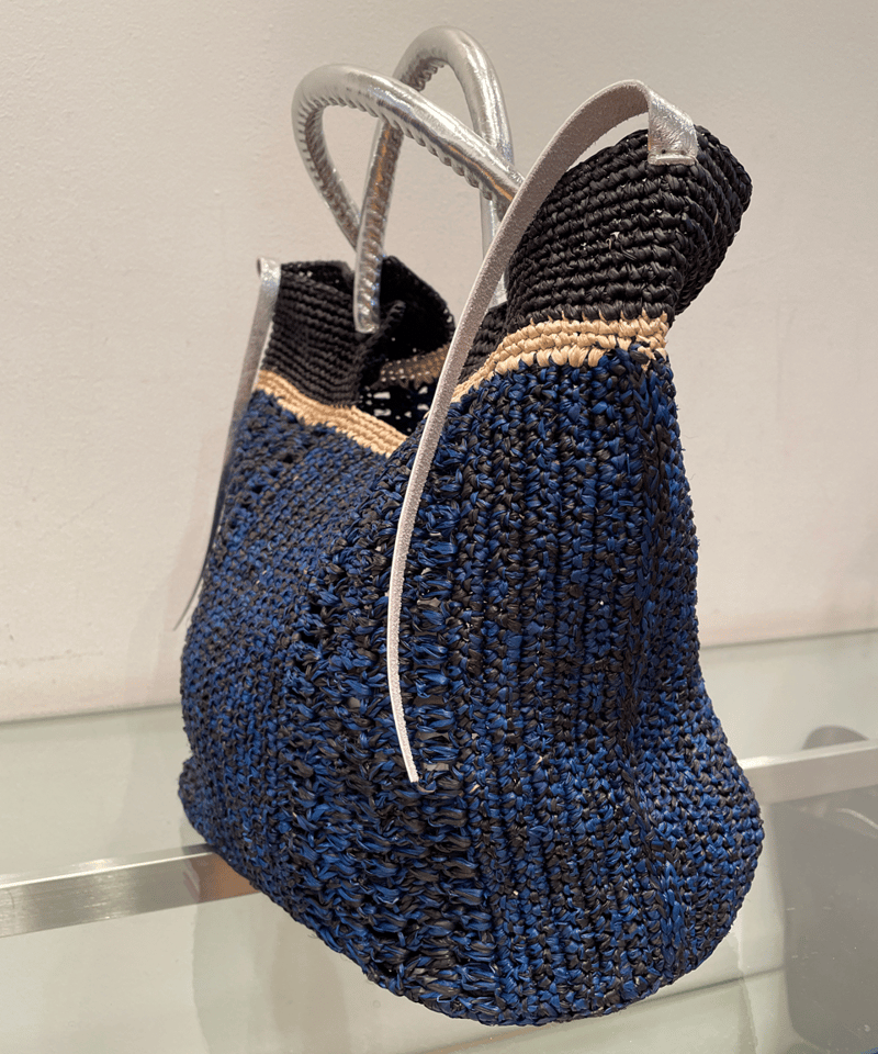 美品　a point etc アポワンウテセ　ラフィア　カゴバッグ セール】 A point etc ラフィア ラウンドバッグ （かごバッグ