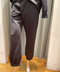 FLORENT " 2023 fall " / 2305F06013 / RELAXED SWEAT PANTS/ Black  color