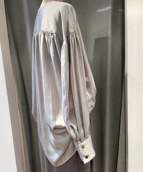 FLORENT /2024 SPRING /  2311F01003/ ノーカラーシャンブレーブラウス