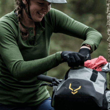 APIDURA バックカントリーアクセサリーポケット（４L）