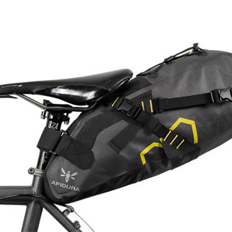 APIDURA　エクスペディション　サドルパック（９L）
