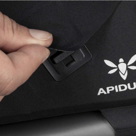 【国内正規品】APIDURA　レーシング　トップチューブパック（１L）